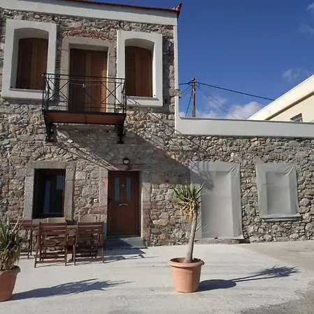 Two-Storey House In Kardamyla Mármaron Extérieur photo