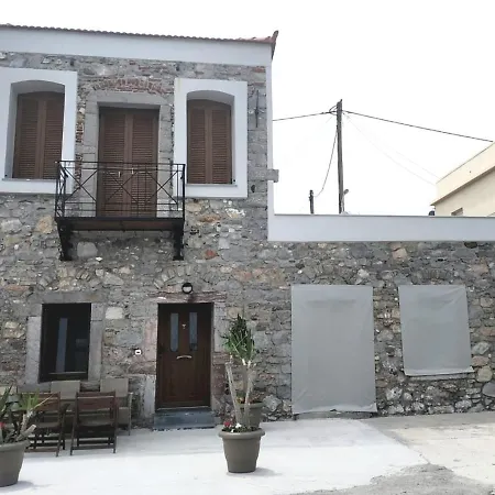 Two-Storey House In Kardamyla Mármaron Extérieur photo