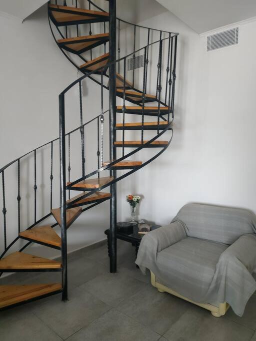 Two-storey House In Kardamyla *